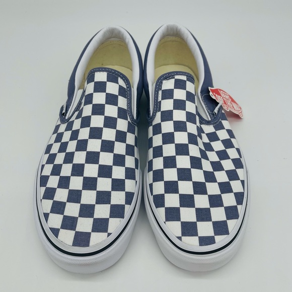 Classic Slip-On Vans - Picture 5 of 13